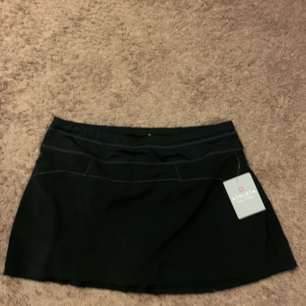 Runarnd skort”Athleta” for women, NWT